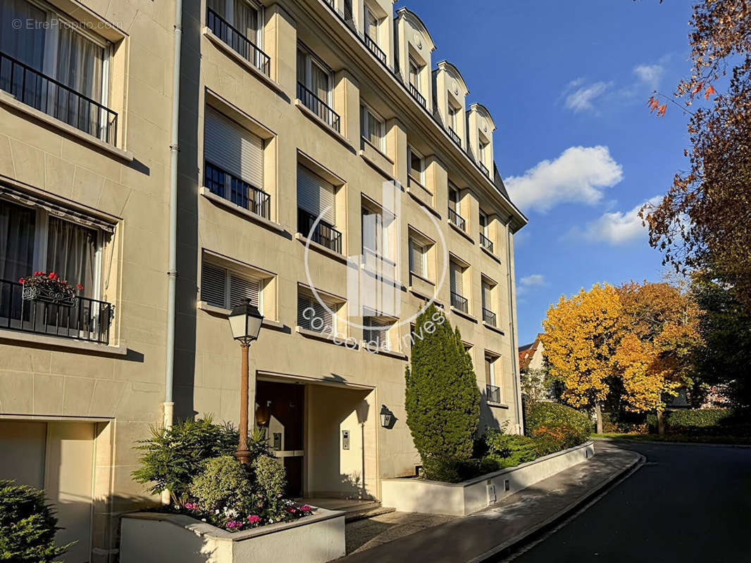 Appartement à VERSAILLES