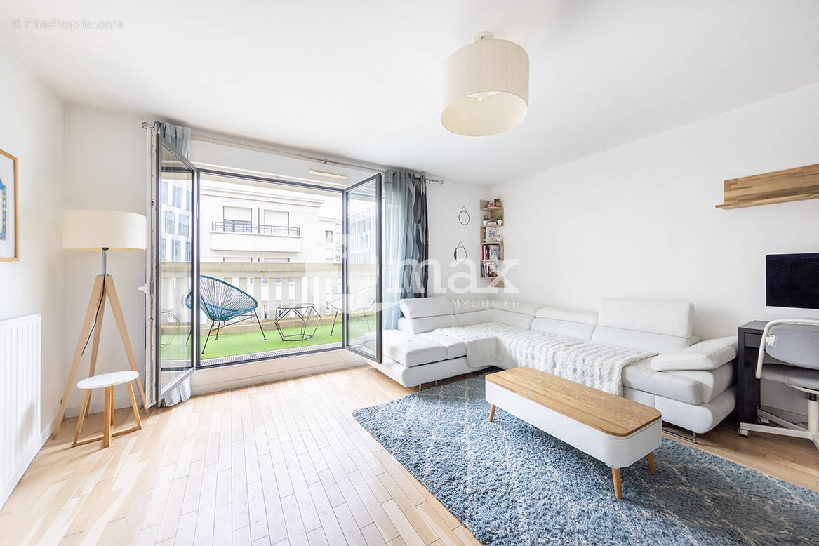 Appartement à LEVALLOIS-PERRET