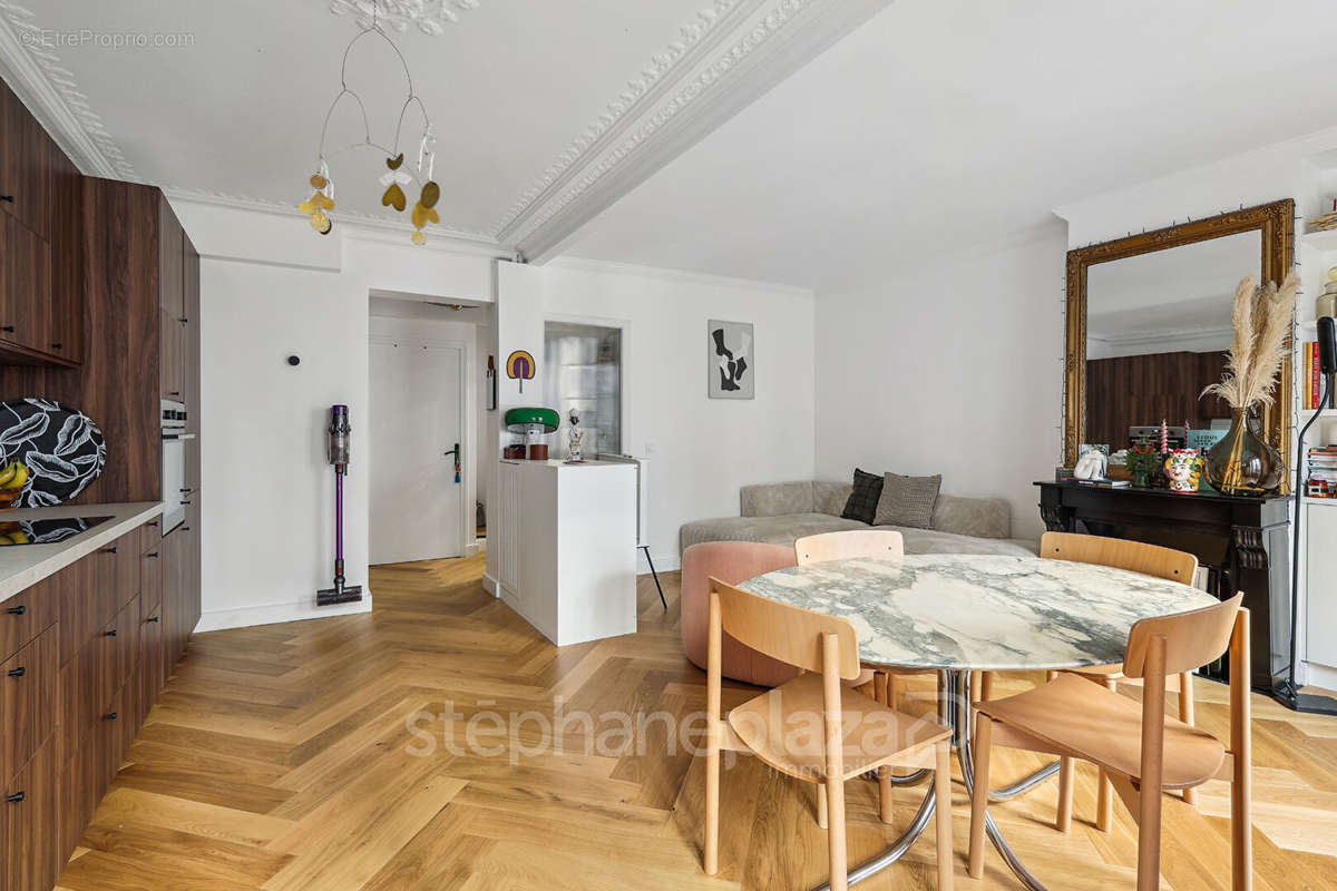 Appartement à PARIS-4E