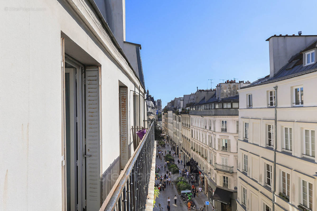 Appartement à PARIS-4E