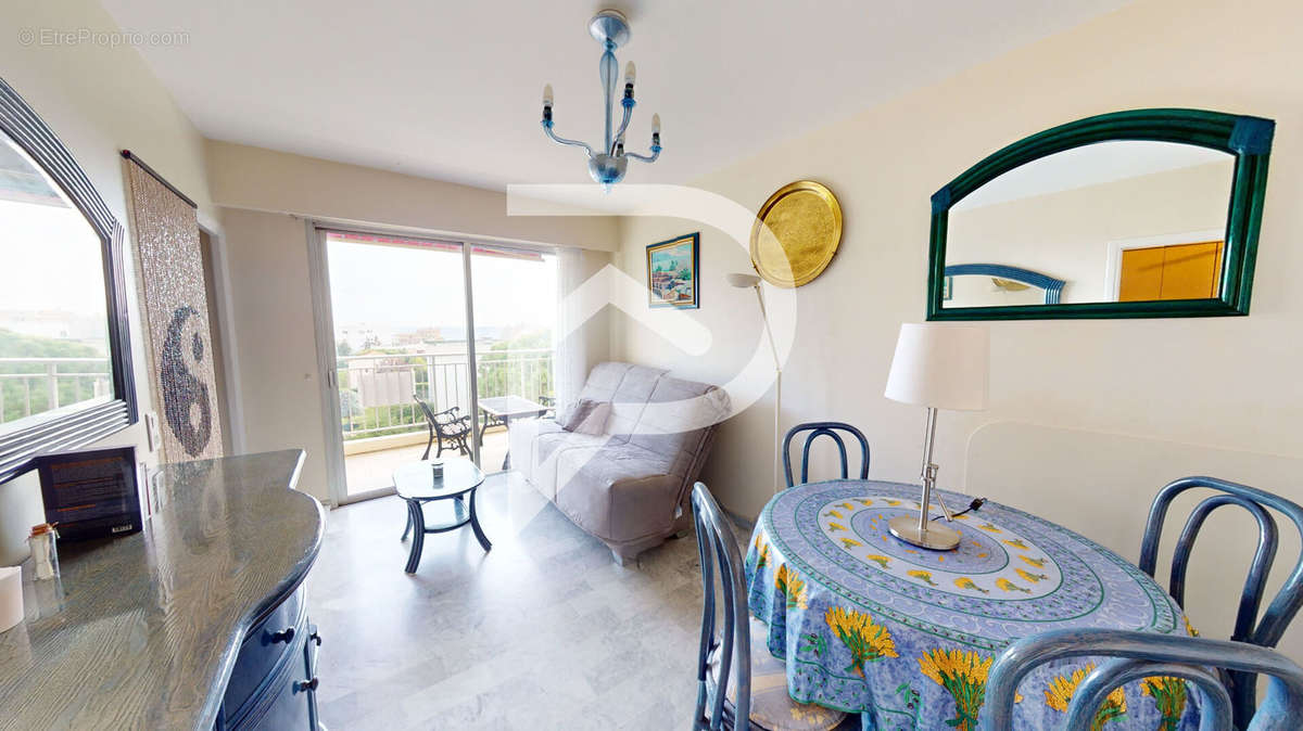 Appartement à CAGNES-SUR-MER