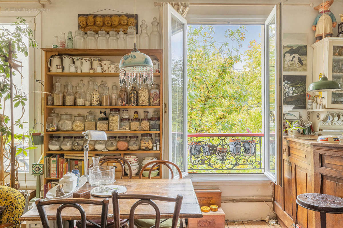 Appartement à PARIS-11E