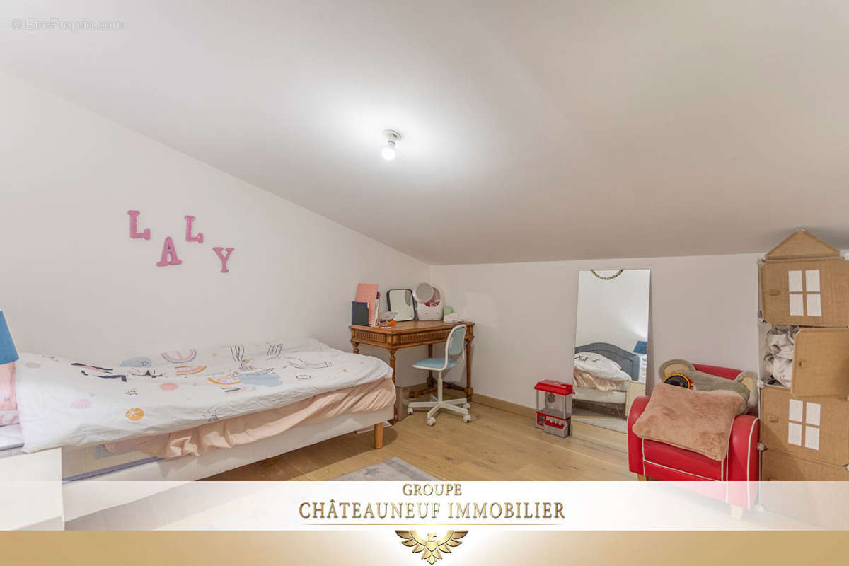 Appartement à VENTABREN