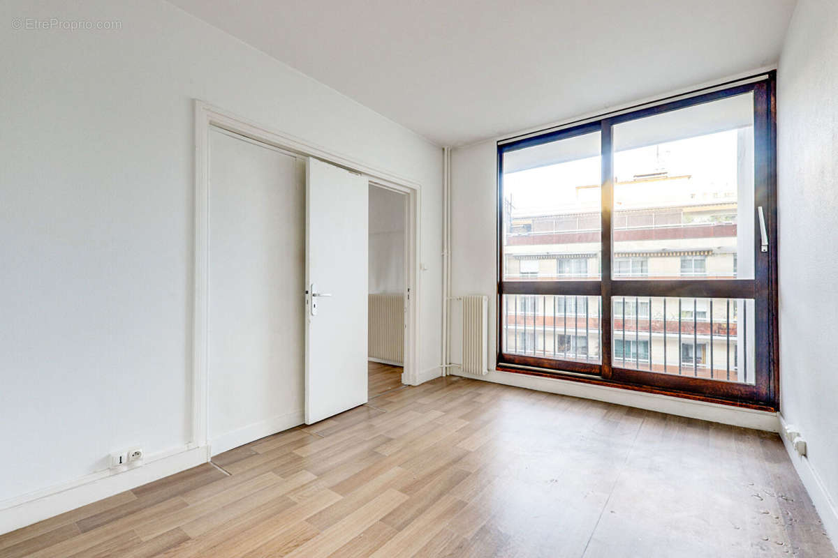 Appartement à PARIS-12E