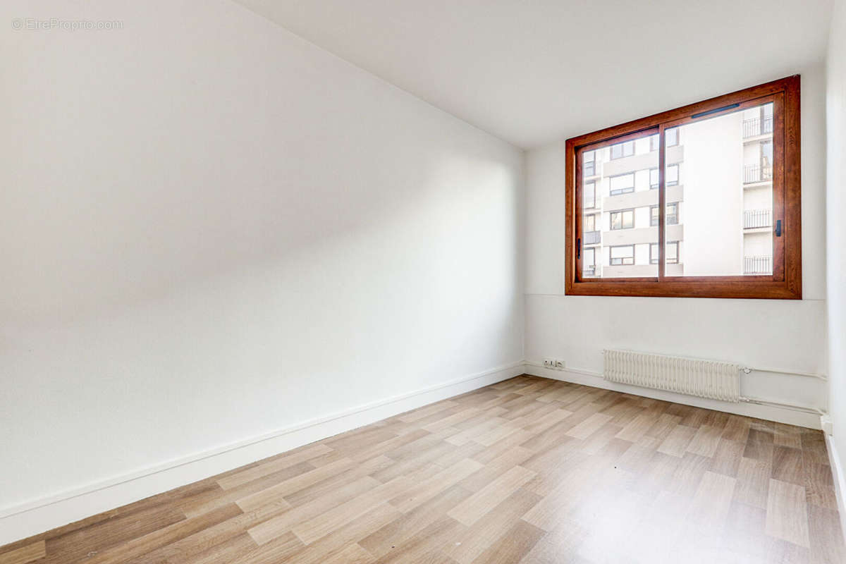 Appartement à PARIS-12E