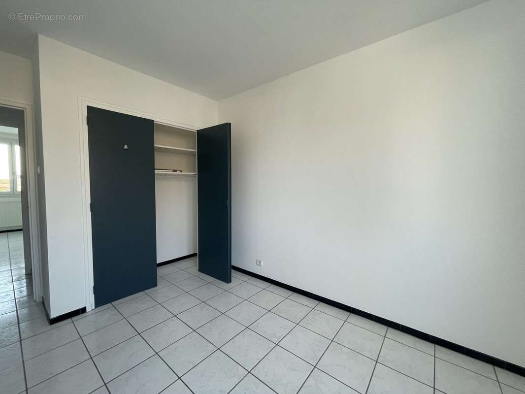 chambre 2 - Appartement à RIVES