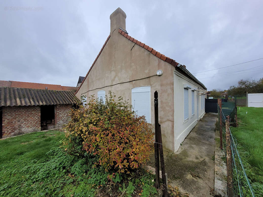 Maison à VILLERS-OUTREAUX