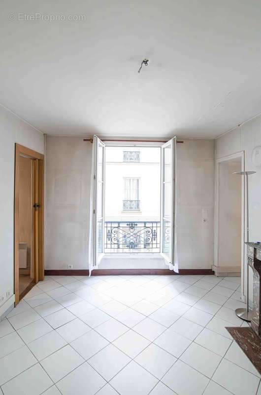 Photo 7 - Appartement à PARIS-10E