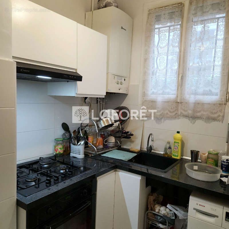 Appartement à COURBEVOIE