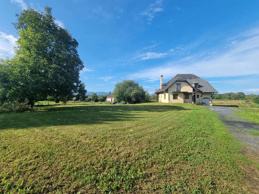 Maison à BARZUN