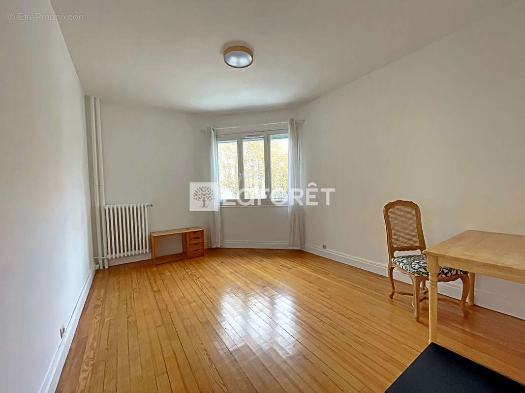 Appartement à SAINT-ETIENNE