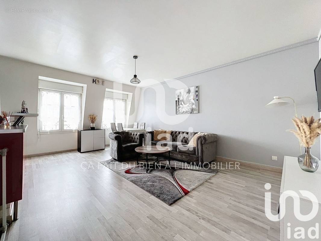 Photo 1 - Appartement à CORBEIL-ESSONNES