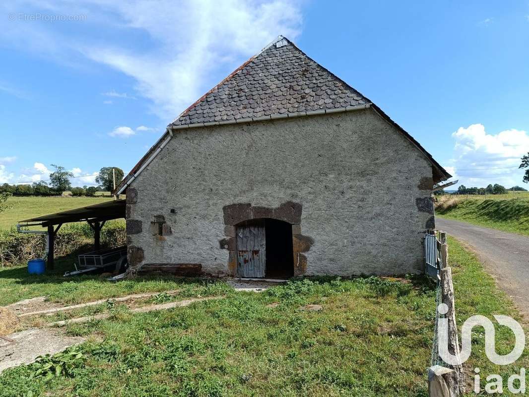 Photo 3 - Maison à SAINT-BONNET-DE-SALERS