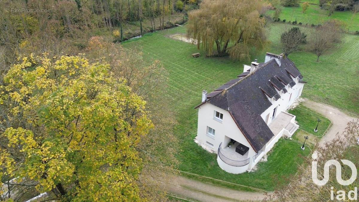 Photo 1 - Maison à LA CHAPELLE-SUR-OREUSE