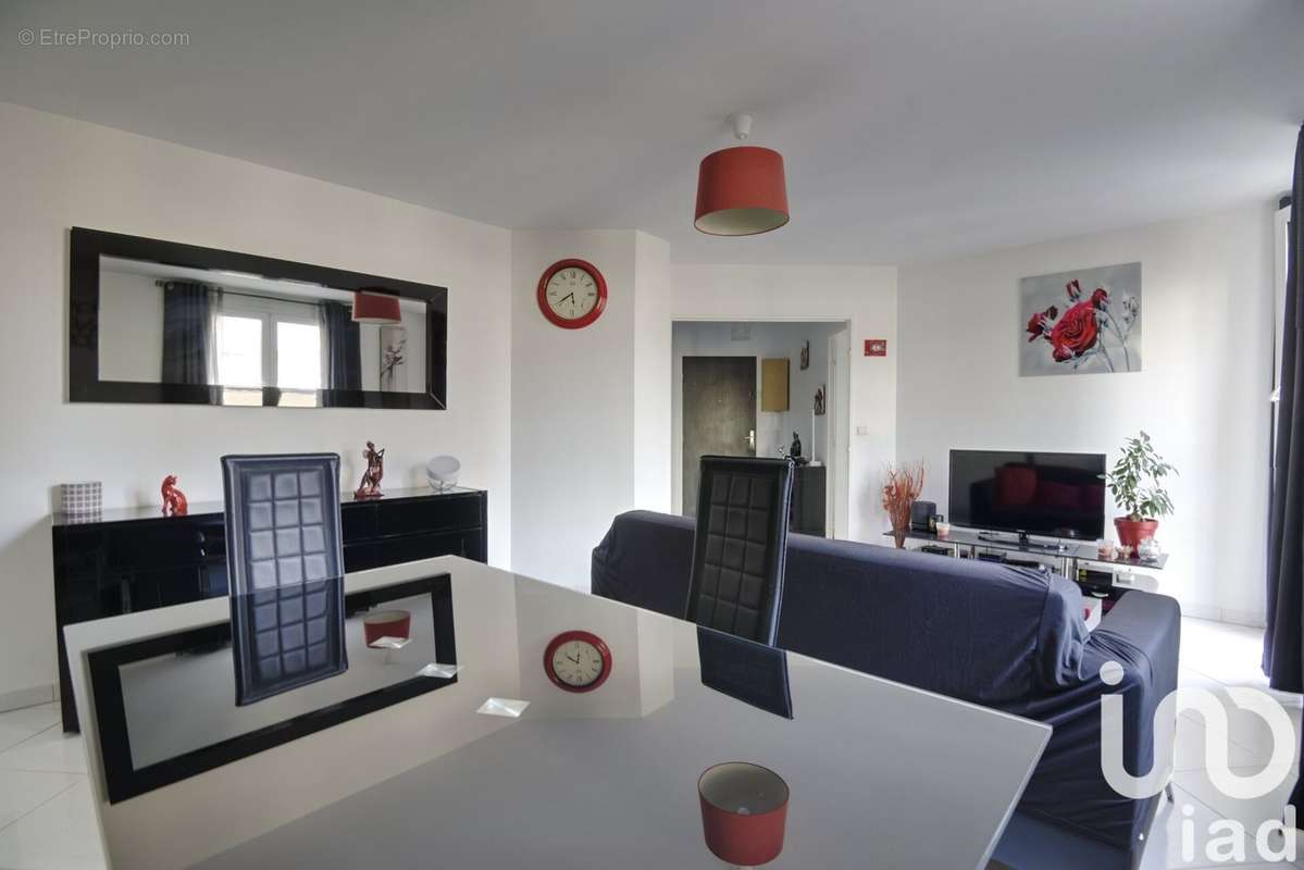 Photo 2 - Appartement à PONTAULT-COMBAULT