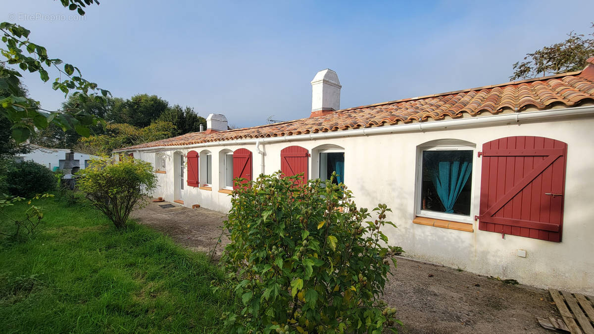 Maison à BOIS-DE-CENE