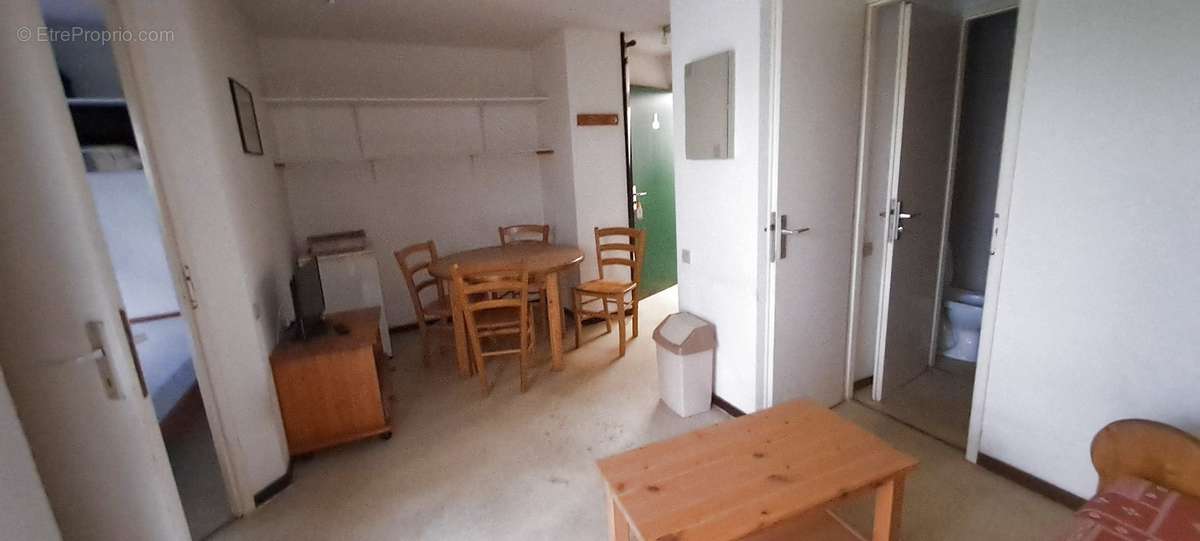 Appartement à MORILLON