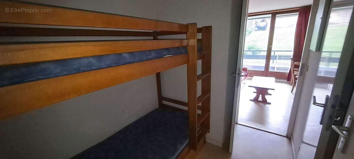 Appartement à MORILLON