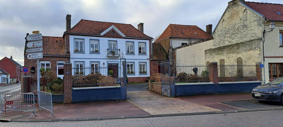 Maison à HALLENCOURT