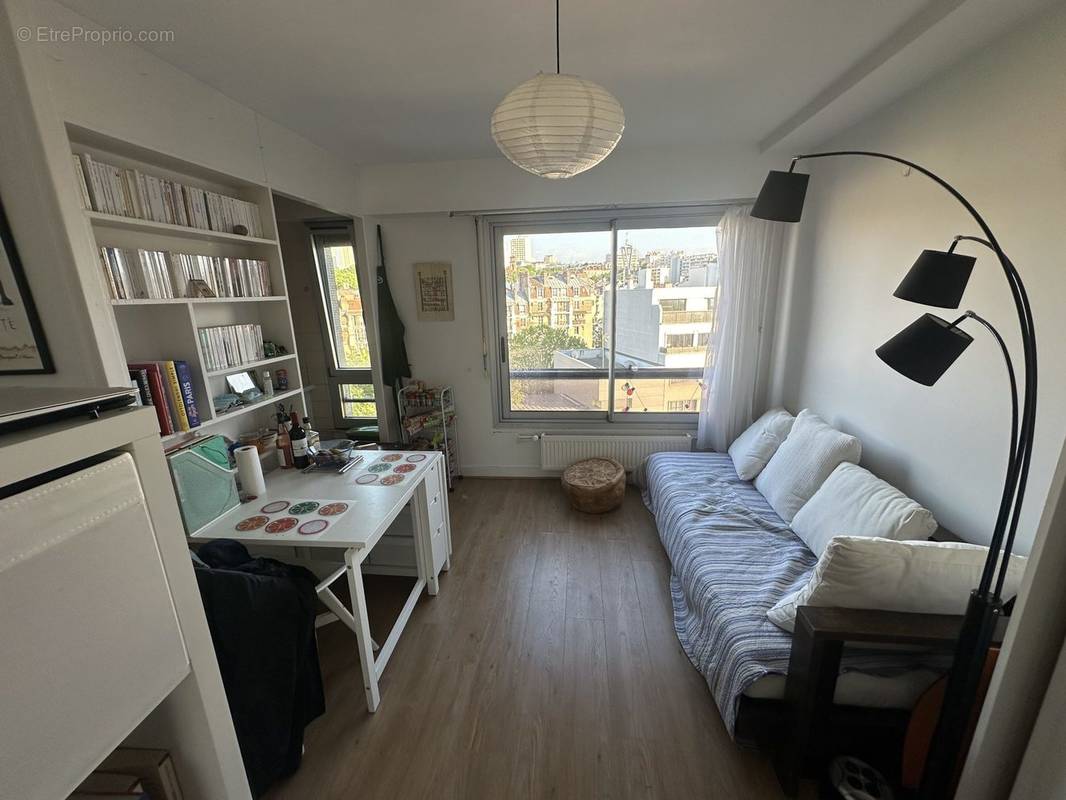 Appartement à PARIS-19E