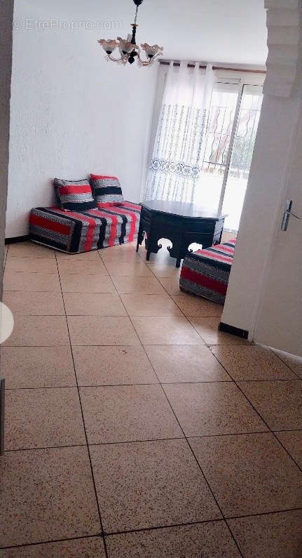 Appartement à MARSEILLE-9E