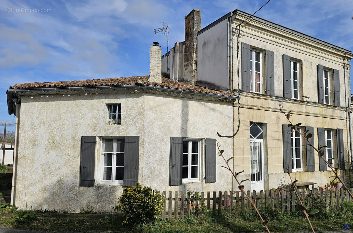 Maison à SABLONCEAUX