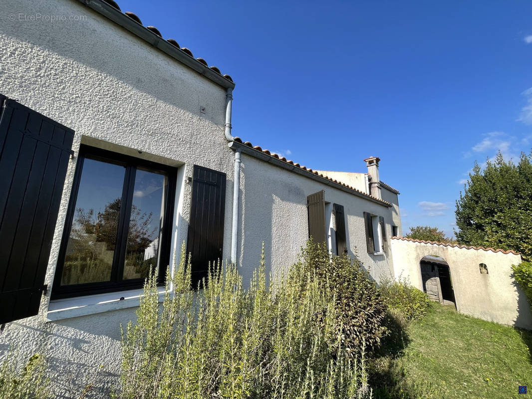 Maison à SAINT-SULPICE-DE-ROYAN