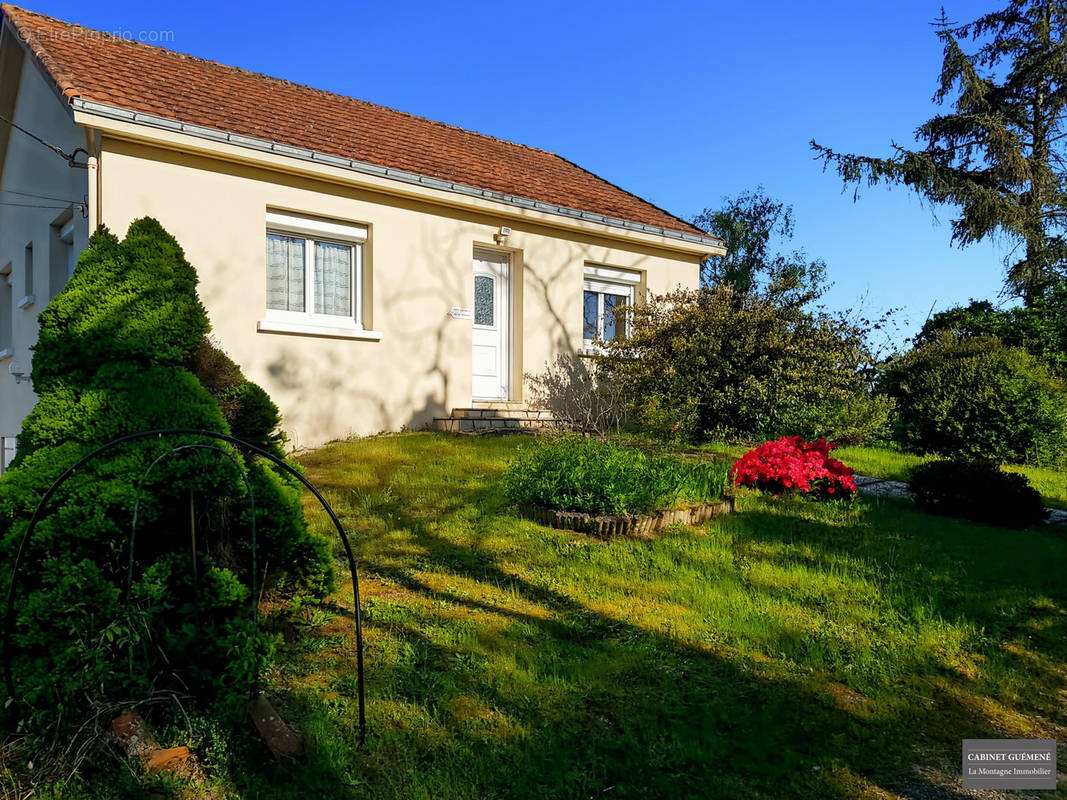 Maison à CHEMERE