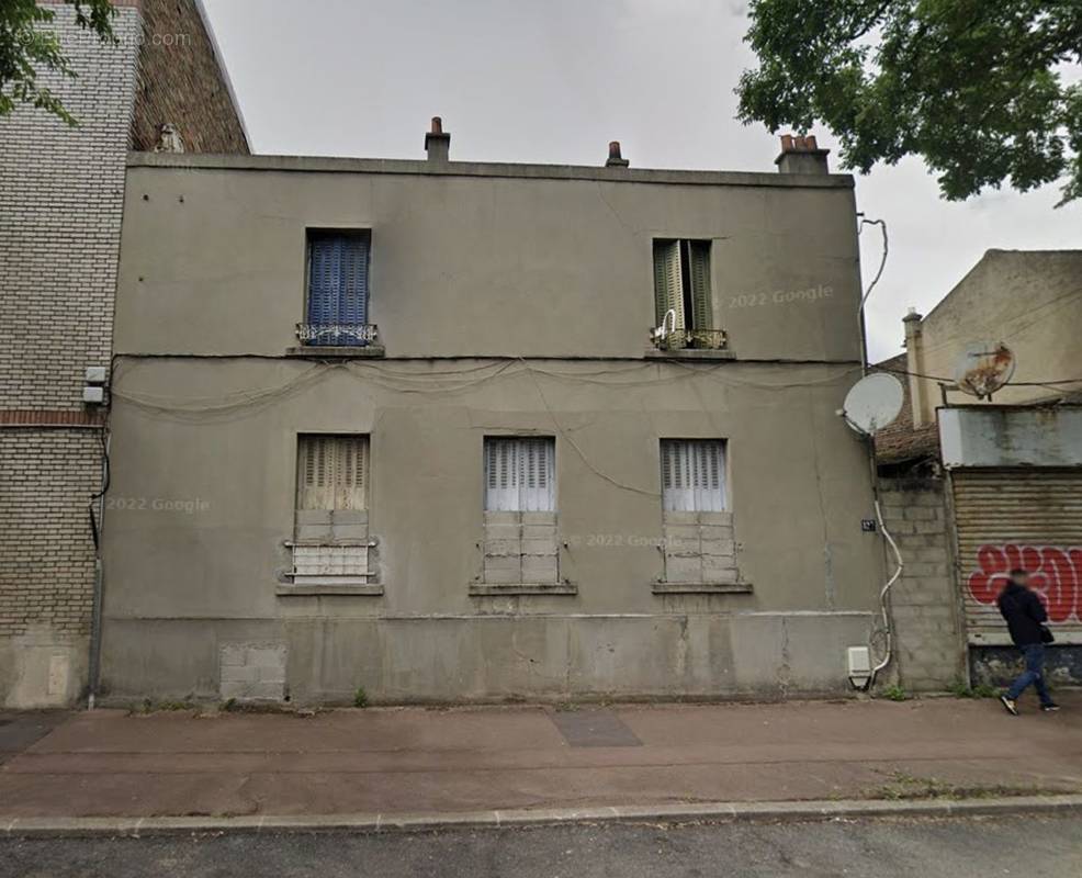 Appartement à GENNEVILLIERS