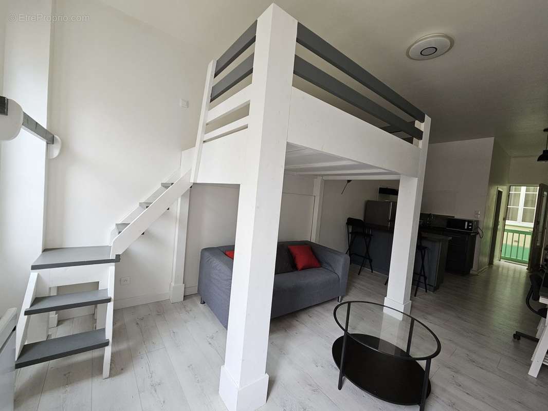 Appartement à BORDEAUX