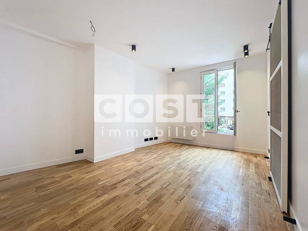 Appartement à ASNIERES-SUR-SEINE