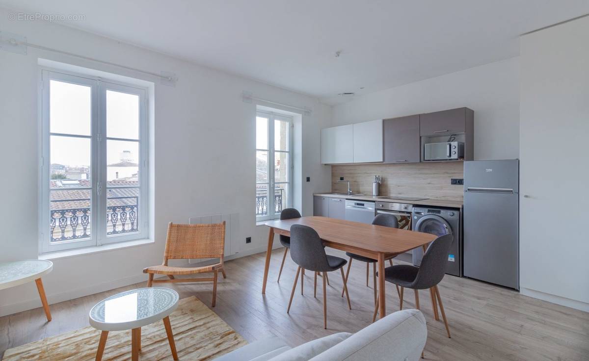 Appartement à BORDEAUX