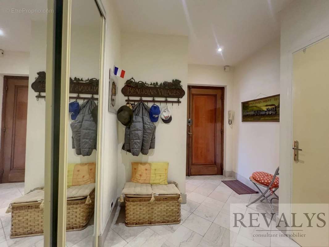 Appartement à NICE