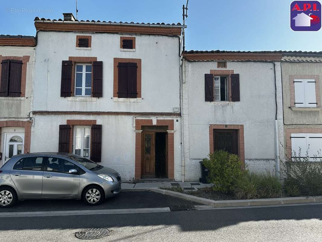 Maison à LE FOSSAT