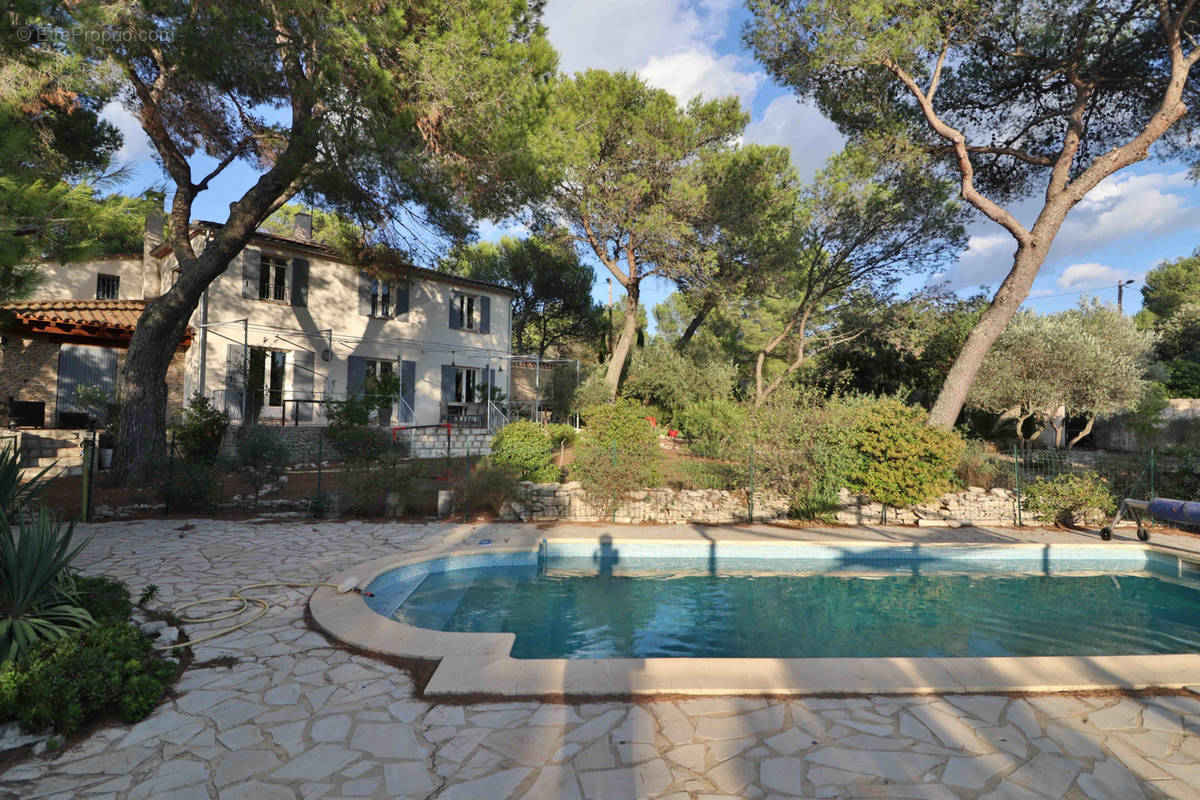 Maison à NIMES