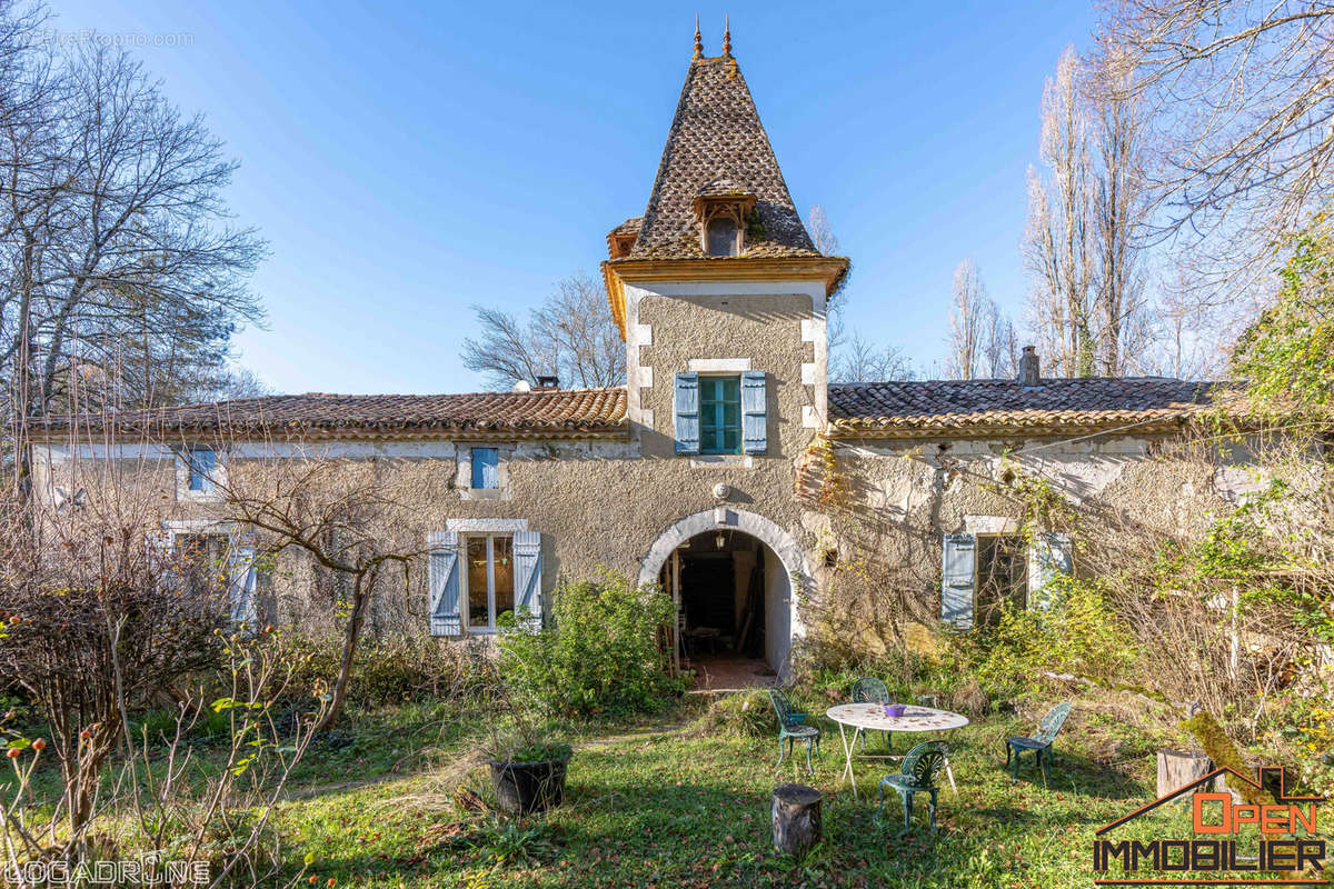 Maison à PINEL-HAUTERIVE