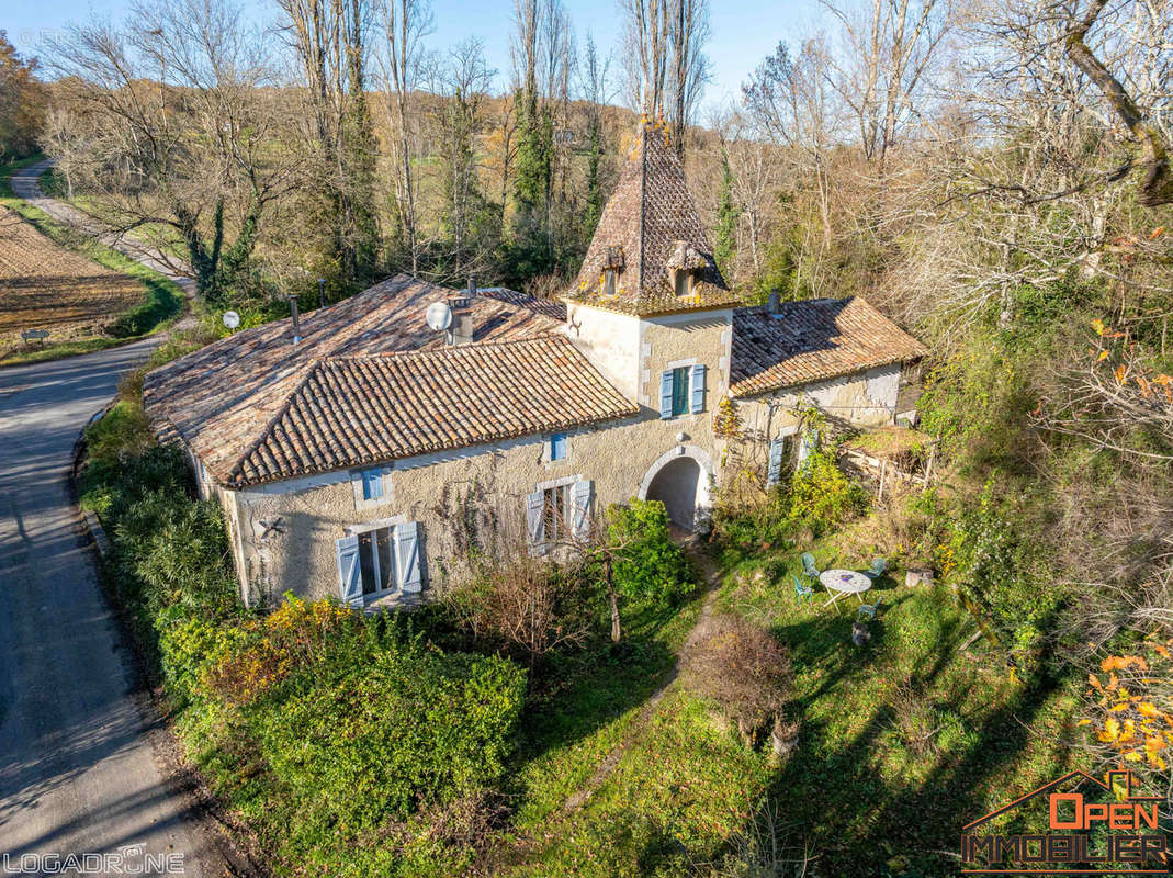 Maison à PINEL-HAUTERIVE