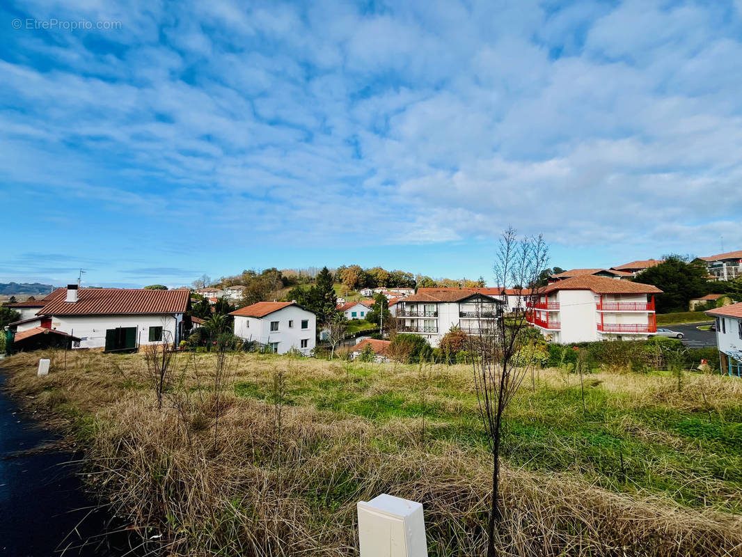 Terrain à HENDAYE