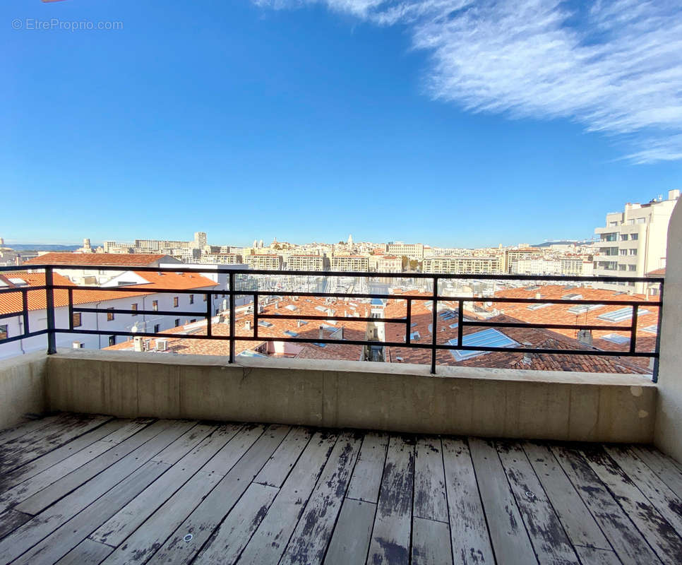 Appartement à MARSEILLE-7E