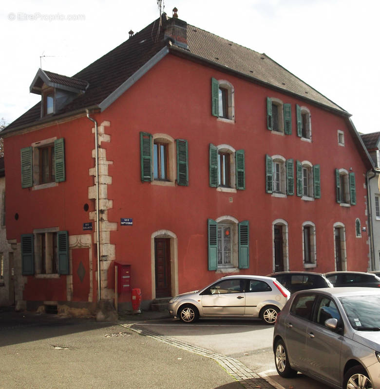 Appartement à BAUME-LES-DAMES