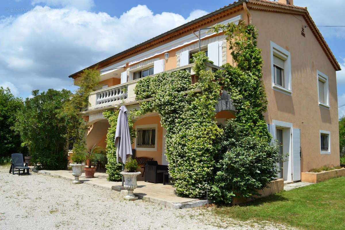 Maison à UZES