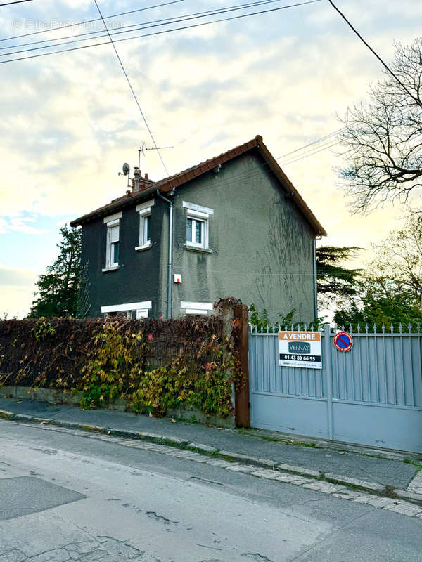 Maison à VILLENEUVE-SAINT-GEORGES