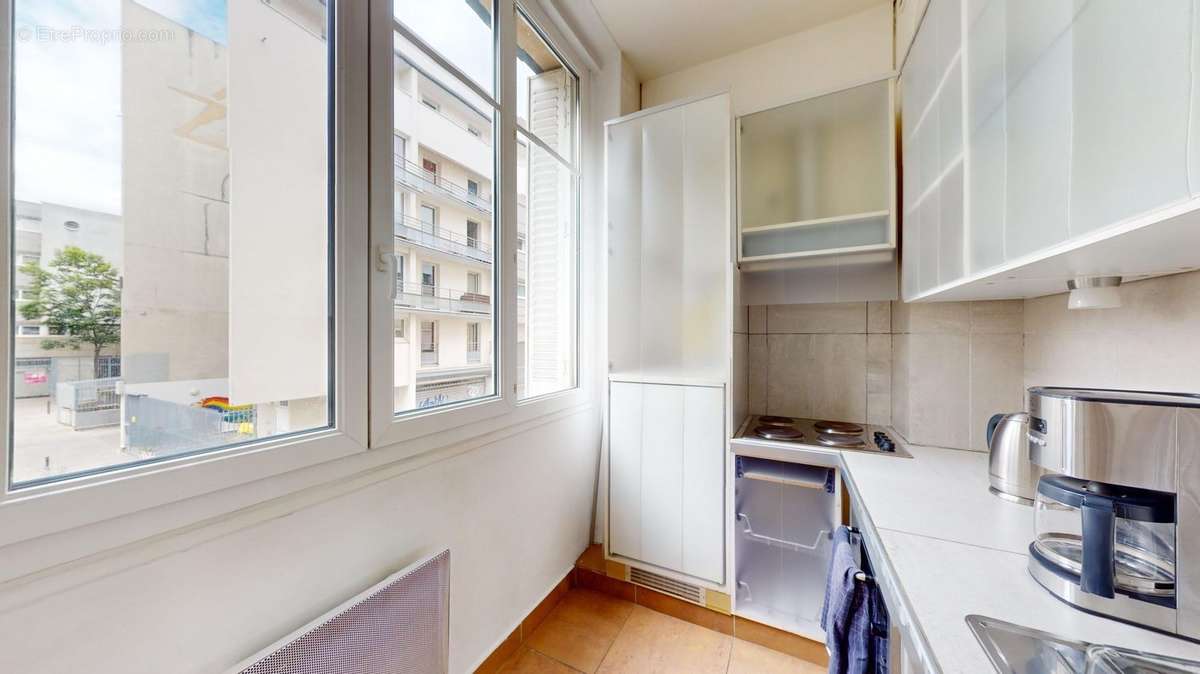 Appartement à PARIS-10E