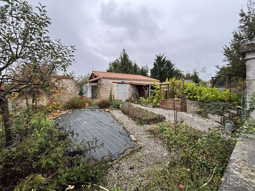 Maison à ROCHEFORT