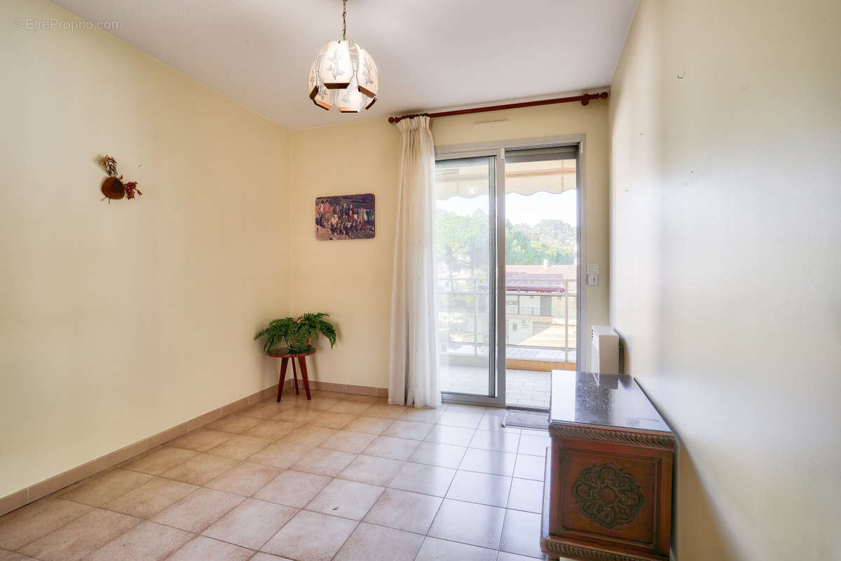 Appartement à CAGNES-SUR-MER