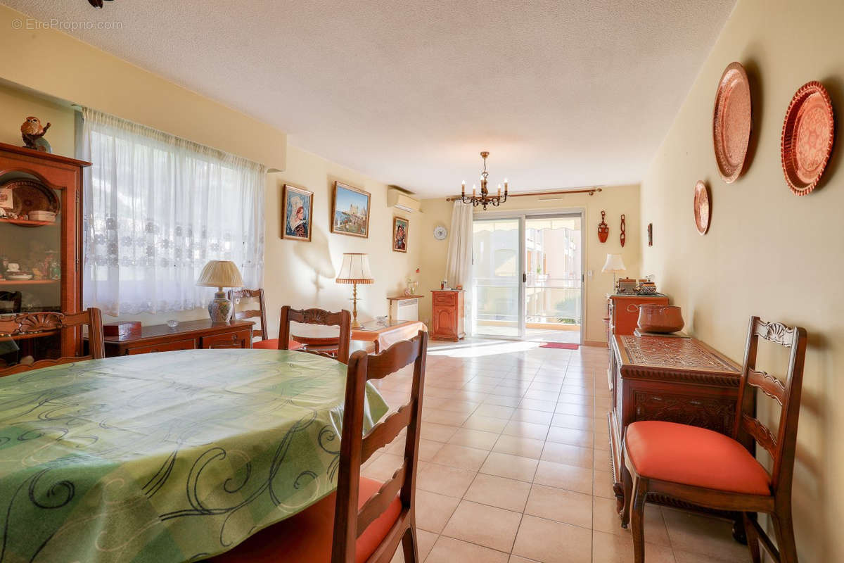 Appartement à CAGNES-SUR-MER