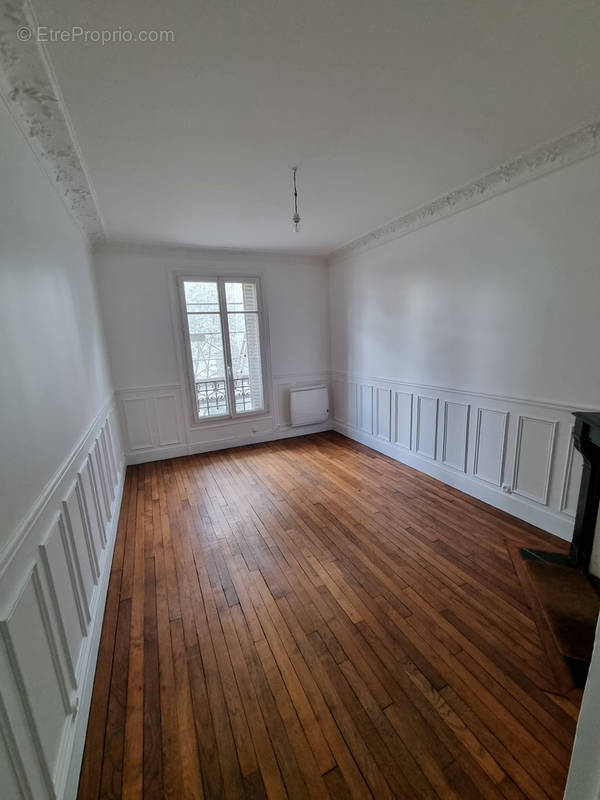 Appartement à PARIS-11E