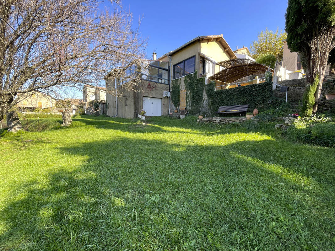 Maison à TAURIERS