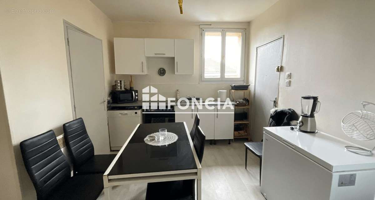 Appartement à CHARLEVILLE-MEZIERES