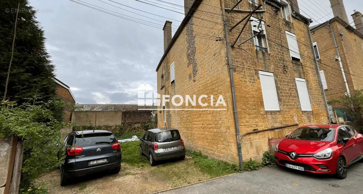 Appartement à CHARLEVILLE-MEZIERES